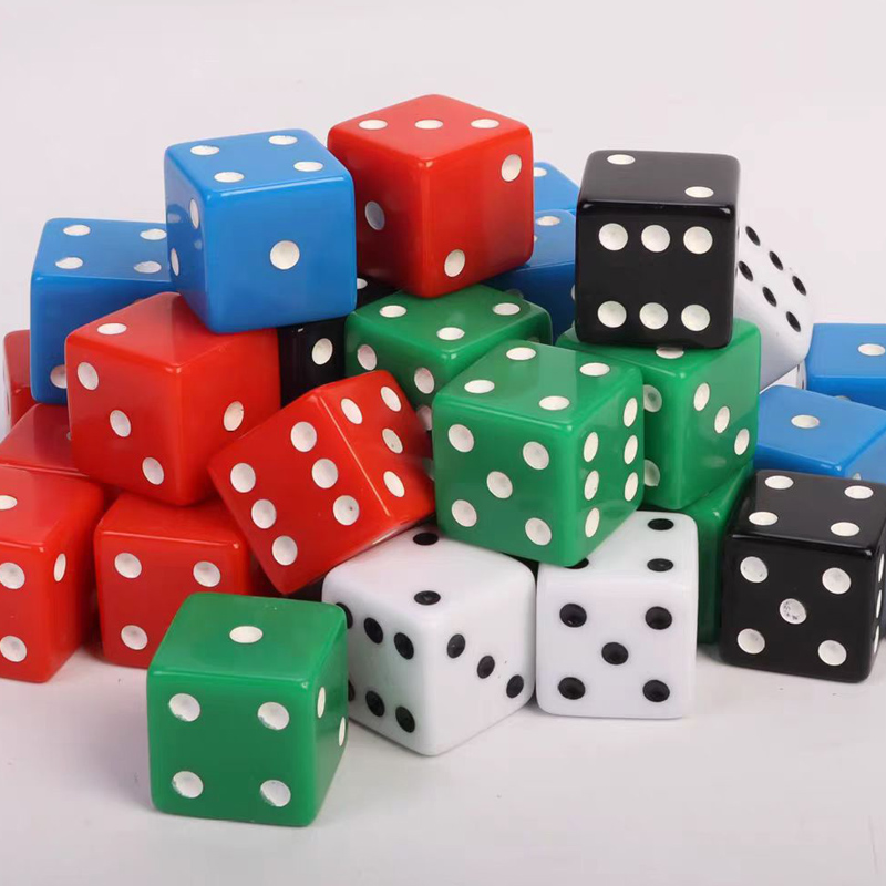 D6 Square Dice Cubes 25MM with - огляд і ціна Party Games Gamecube