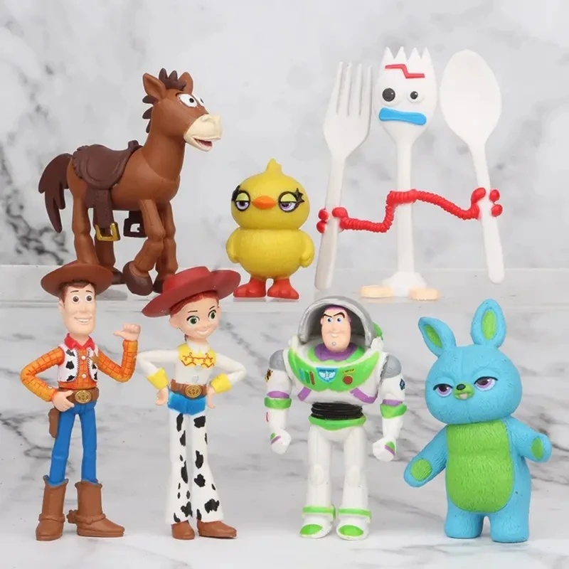 Zootopia figurines, model kits - огляд і ціна Zootopia Party Games